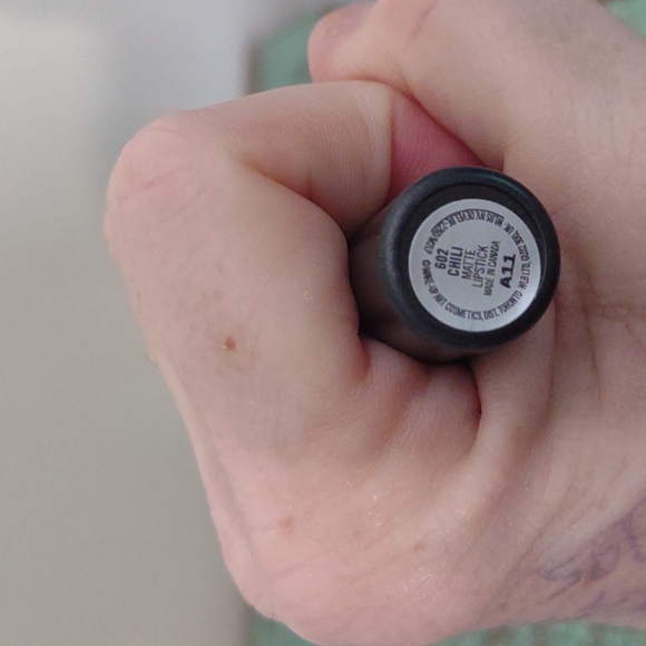 2x BNWOT Mac Lipsticks in box Chili shade 602 - Picture 4 of 5